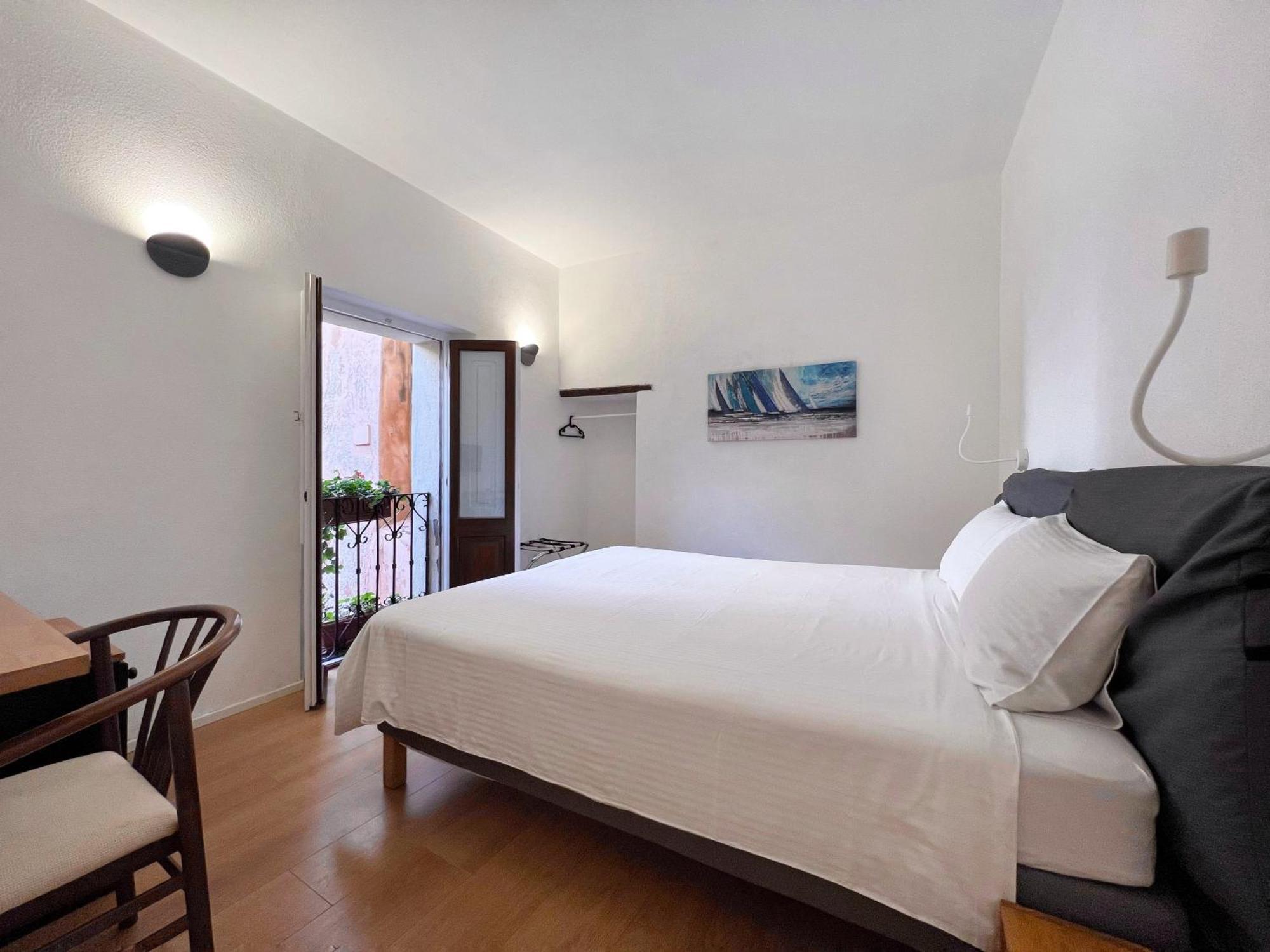 Al Duomo Di Cagliari Hotell Eksteriør bilde